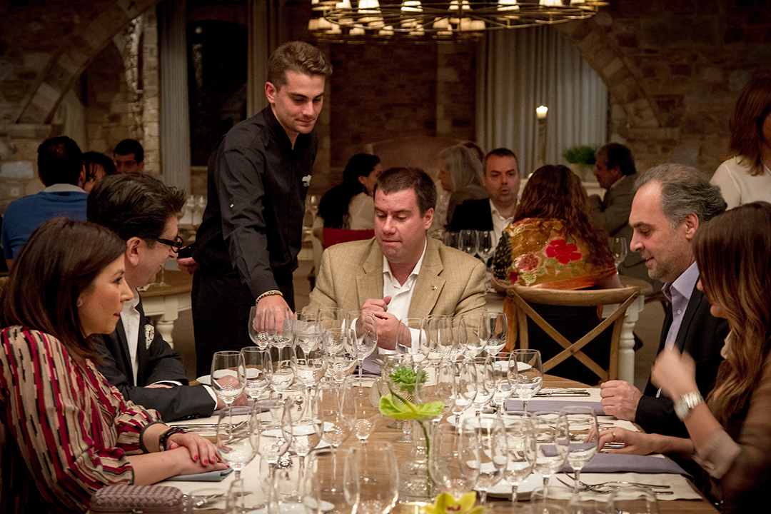 Μια βραδιά με τον Master of Wine Κωνσταντίνο Λαζαράκη gallery image 1